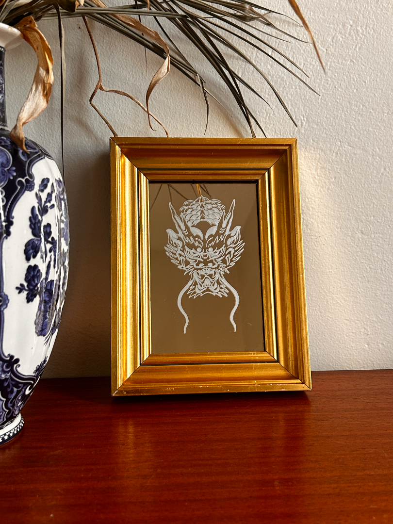 Cadre doré dragon